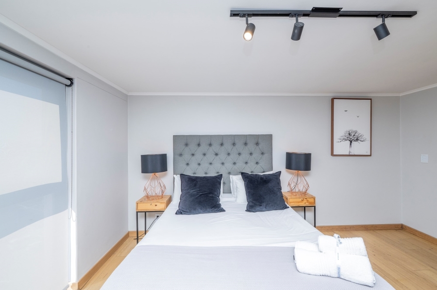 2 Bedroom Property for Sale in Woodstock Western Cape